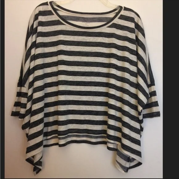 Express Striped Oversized Batwing Top express burnout top striped top dolman top - Picture 2 of 6